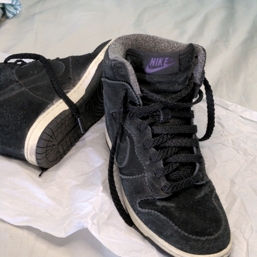 Women's sky high Nike discontinued collectors